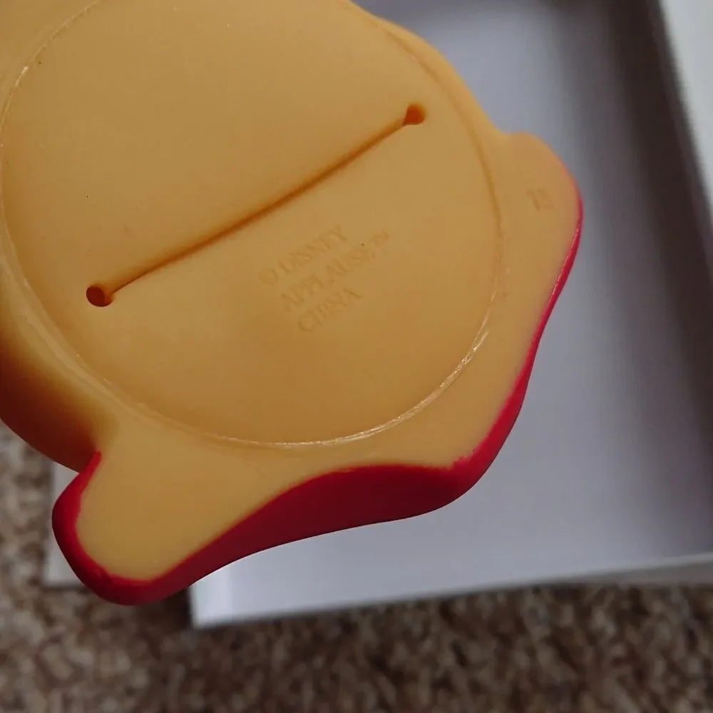 Winnie the Pooh, Disney - Pooh Treasure Keeper keychain